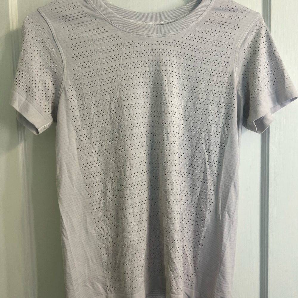 Lululemon Breeze By